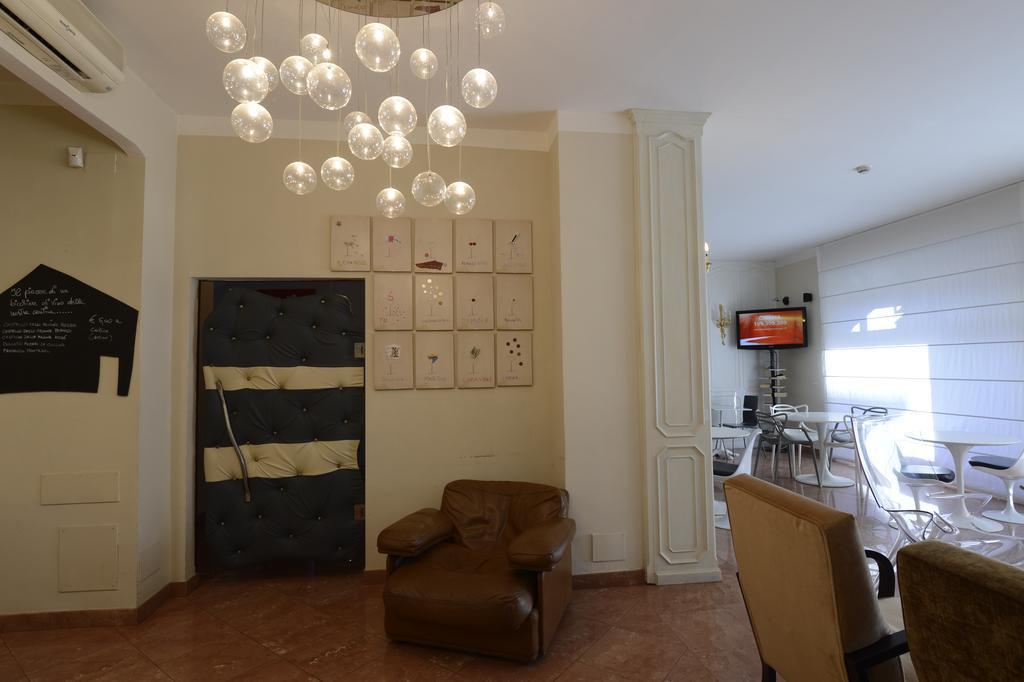 Hotel Tourist Турин Екстер'єр фото