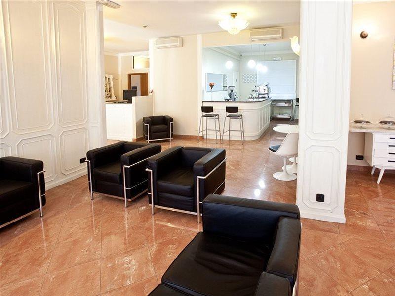 Hotel Tourist Турин Екстер'єр фото