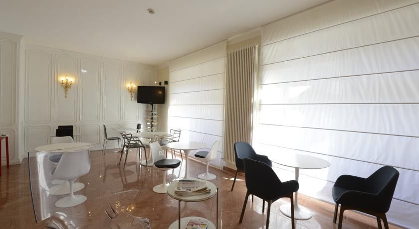 Hotel Tourist Турин Екстер'єр фото