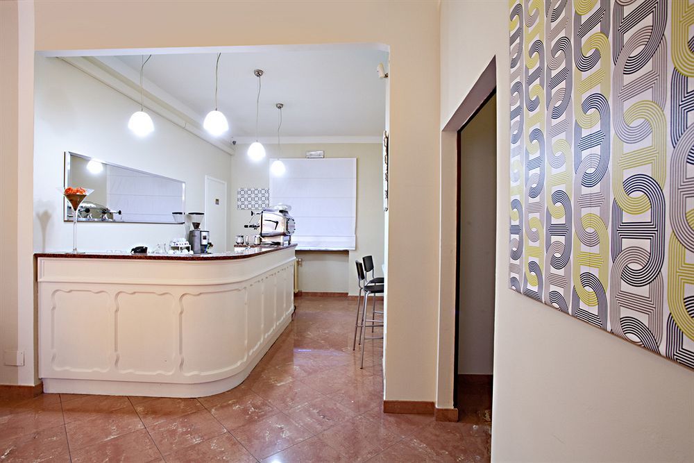 Hotel Tourist Турин Екстер'єр фото